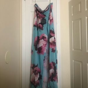 High waist, high split floral skirt